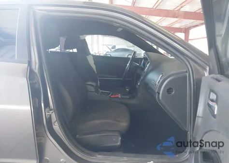 2019 Dodge Charger Sxt Rwd z USA, uszkodzony, nr VIN 2C3CDXBG5KH643855